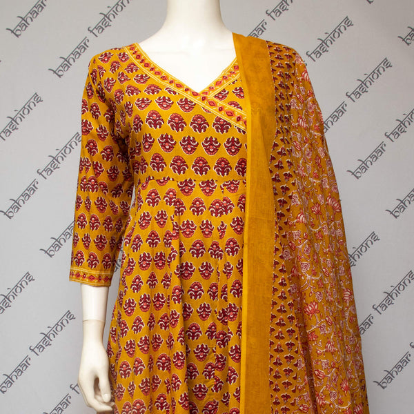 Durnaz Anarkali Suit