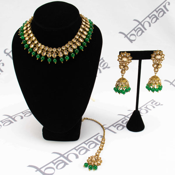 Charul Necklace Set