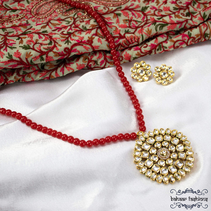 Bahaar Fashions Necklace Graceful Kundan Necklace Set