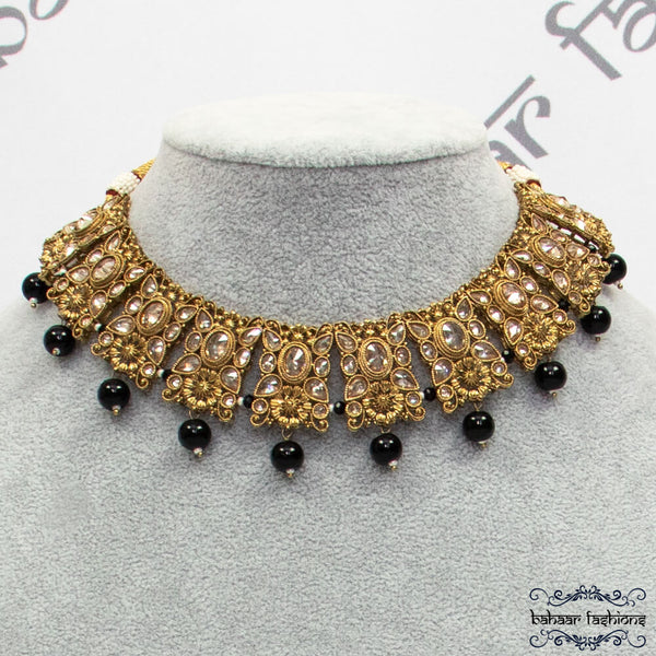 Umaiza Necklace - Black