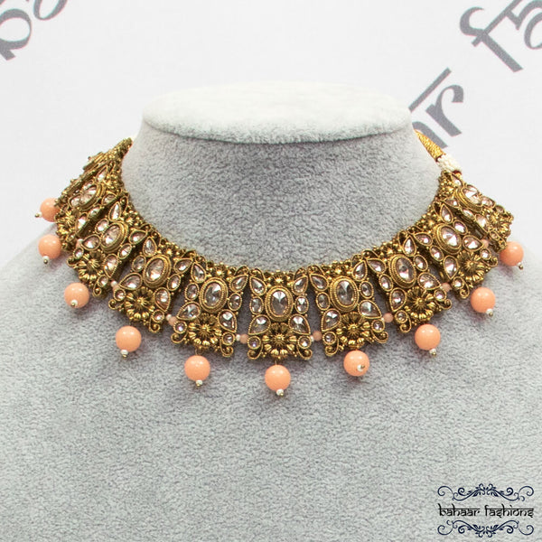 Umaiza Necklace - Peach